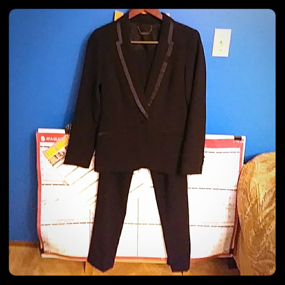 Black Women pants suit made by Trina Turk.